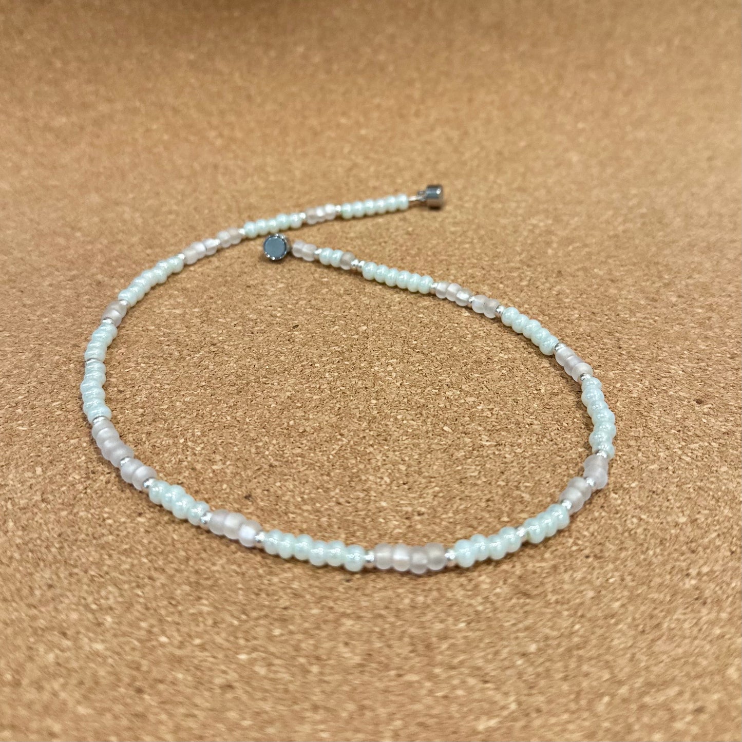 neutral pale green choker